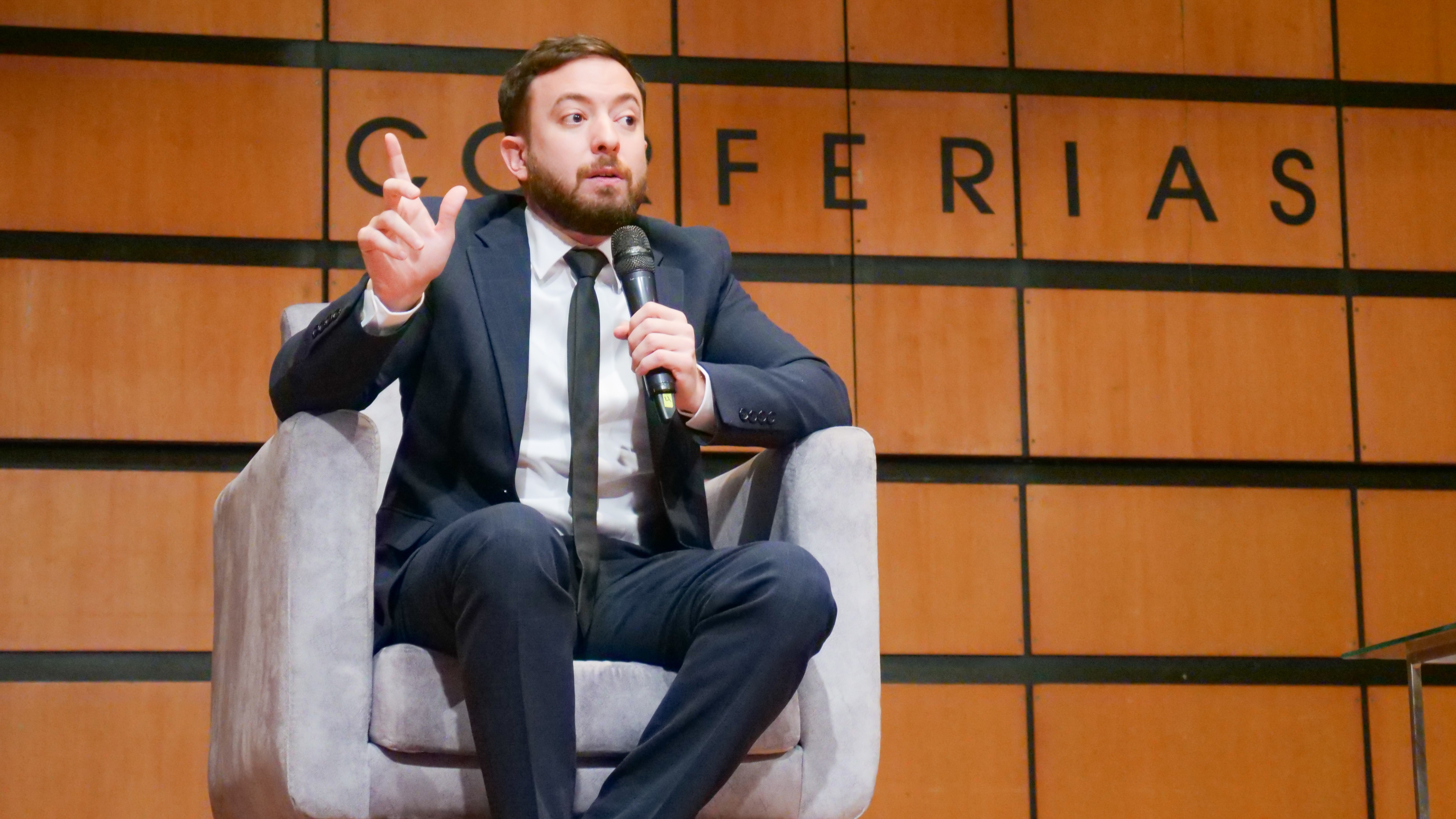 Agustín Laje conferencista